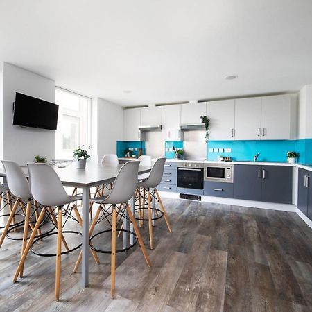 For Students Only Ensuite Bedrooms With Shared Kitchen At Cathedral Point In วินเชสเตอร์ ภายนอก รูปภาพ